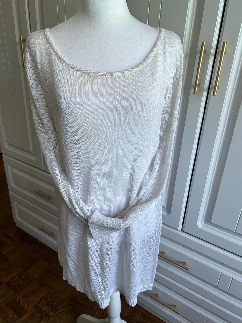 Lightweight Scoop Neck Knit Tunic Sweater in Ivory